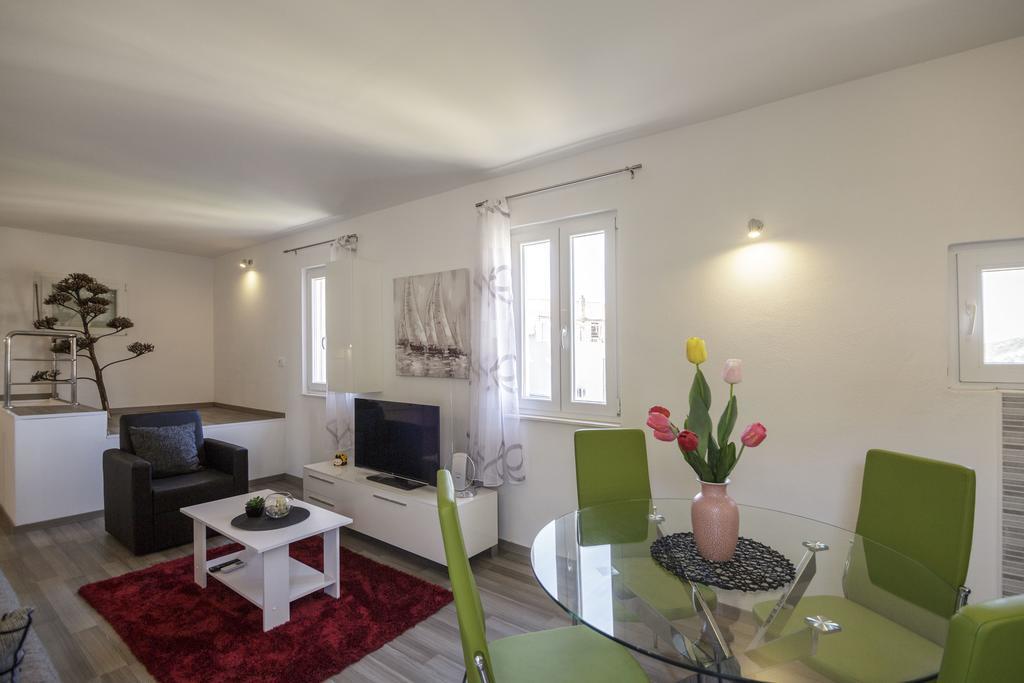 Apartman Jurica Komiza Ngoại thất bức ảnh