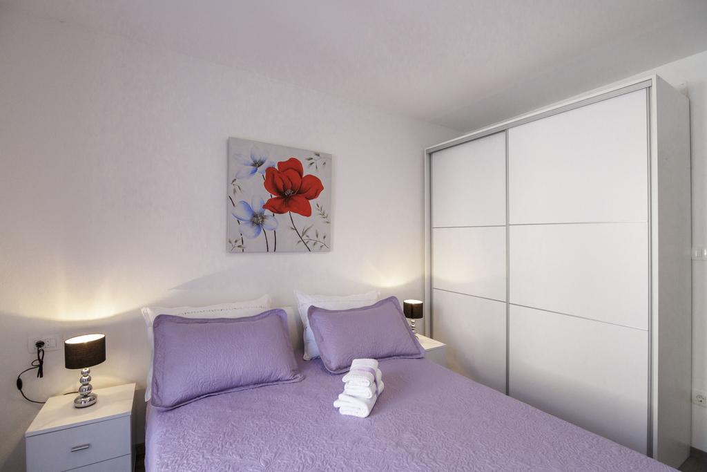 Apartman Jurica Komiza Ngoại thất bức ảnh