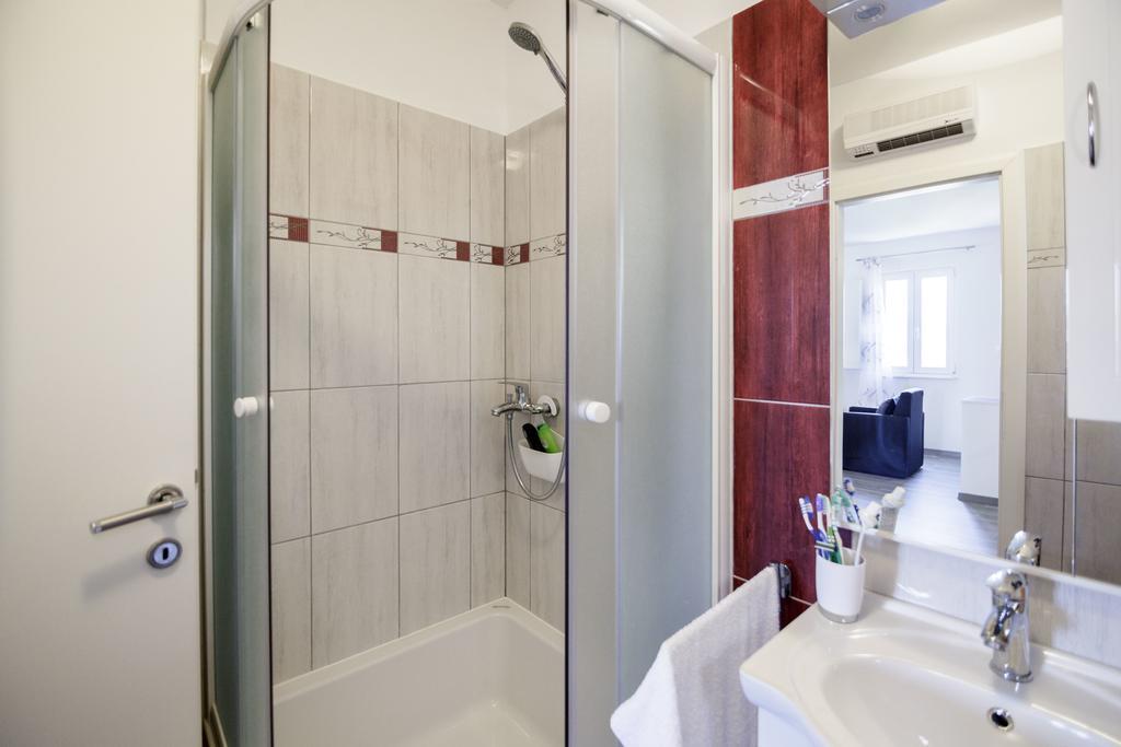 Apartman Jurica Komiza Ngoại thất bức ảnh