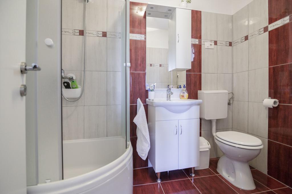Apartman Jurica Komiza Ngoại thất bức ảnh
