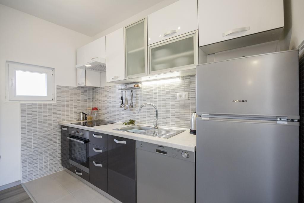 Apartman Jurica Komiza Ngoại thất bức ảnh