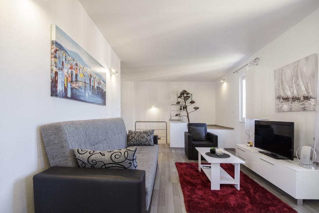 Apartman Jurica Komiza Ngoại thất bức ảnh