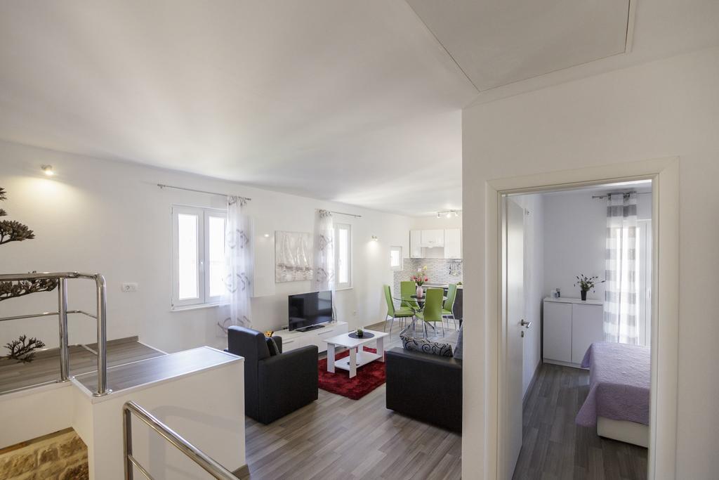 Apartman Jurica Komiza Ngoại thất bức ảnh